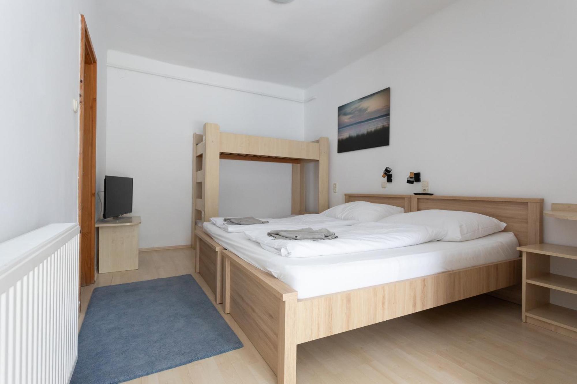 Hotel Platan 扎马迪 外观 照片