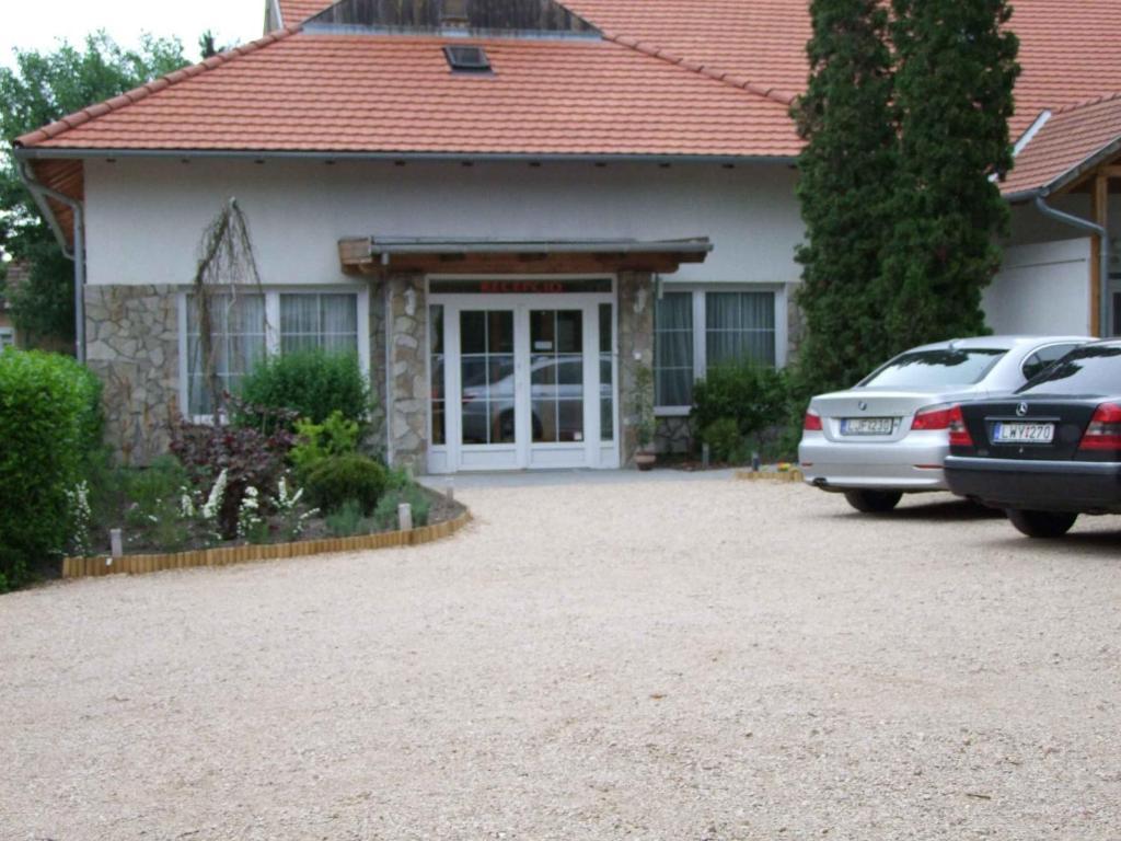 Hotel Platan 扎马迪 外观 照片